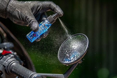 Preparat do czyszczenia wizjerów i szybek kasków, gogli i motocykla - 32ml