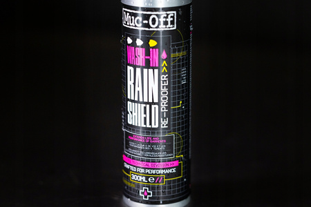 Impregnat do odzieży nanoszony podczas prania Muc Off