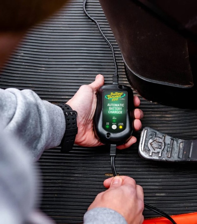 Wodoodporna ładowarka motocyklowa z wtyczką SAE