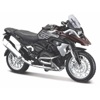 Model BMW R1200 GS 2017 1:18 Maisto model z podstawką
