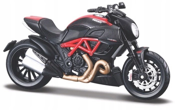 MODEL MAISTO DUCATI DIAVEL CARBON Z PODSTAWKĄ SKALA 1/18