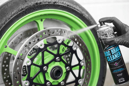 Preparat do czyszczenia tarcz i zacisków hamulcowych, zapobiega piszczeniu